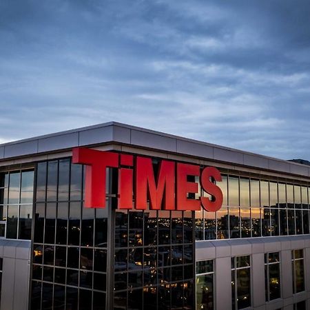 Grand Times Hotel Laval - Centropolis Экстерьер фото