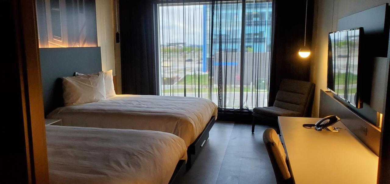 Grand Times Hotel Laval - Centropolis Экстерьер фото