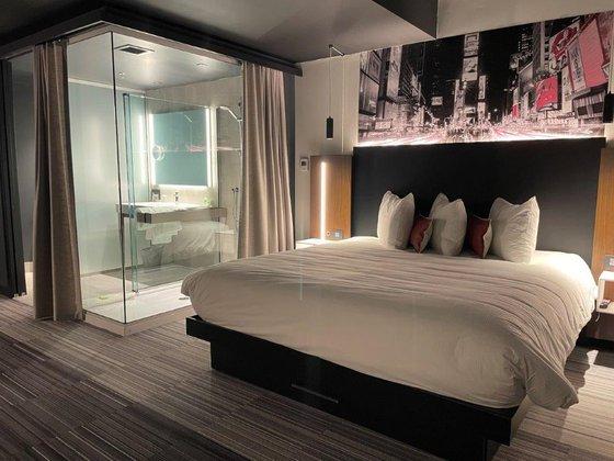 Grand Times Hotel Laval - Centropolis Номер фото